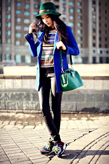 俄罗斯潮人时尚街拍 暖春风格美搭