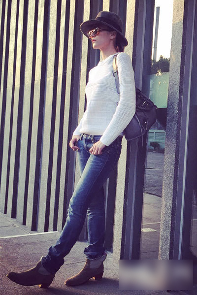 欧美潮人街拍 黑白Normcore风穿搭还不会就弱爆了