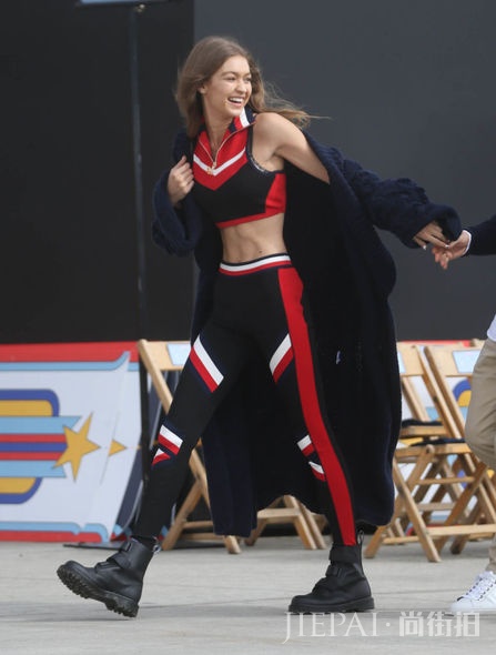 Off-Duty Look:超模的外套装束攻略