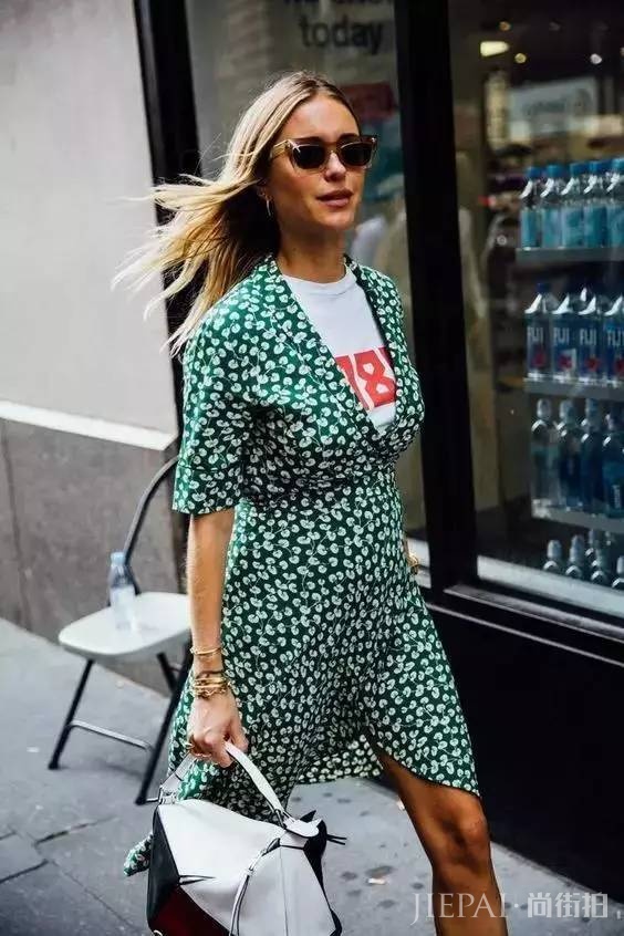 今年夏天,这个迟来的草木绿终于要掀起真正的潮流!