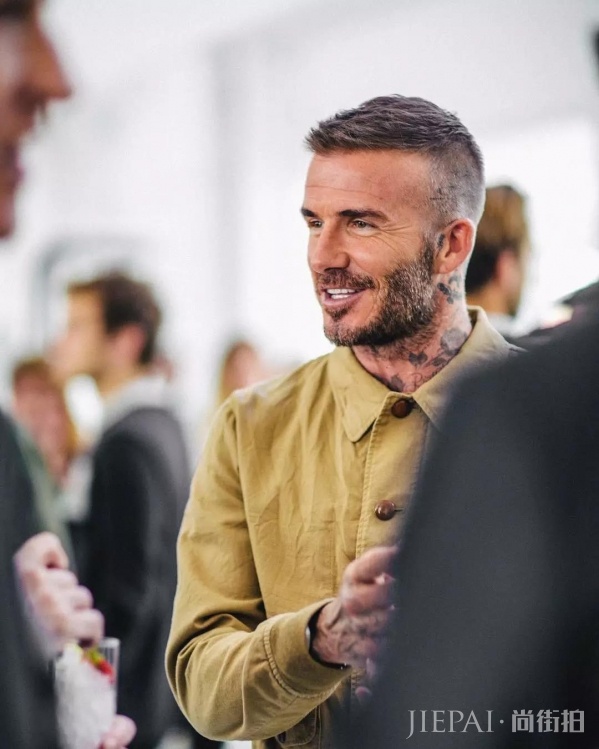 2018年男生秋冬流行发型 男士发型参考换季不妨换个发型