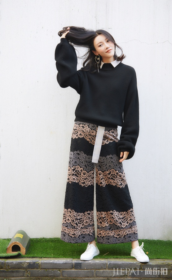 管乐曝深秋街拍 森系慵懒俏皮混搭