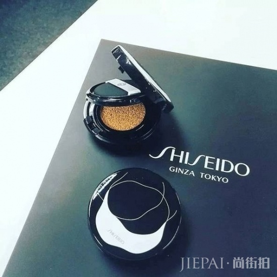 怎么化妆快好看 如何在上班的路上画一个美美的妆容