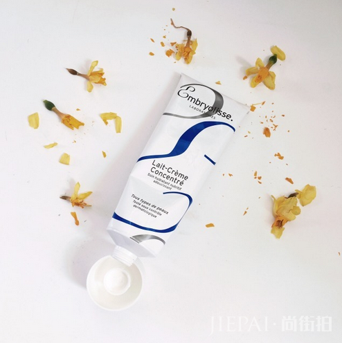 妆前乳哪个牌子好 用对妆前乳底妆服帖一整天