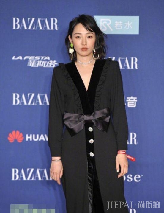 被吐槽发胖变丑之后,白百何现身医疗美容科,疑为复出做准备!