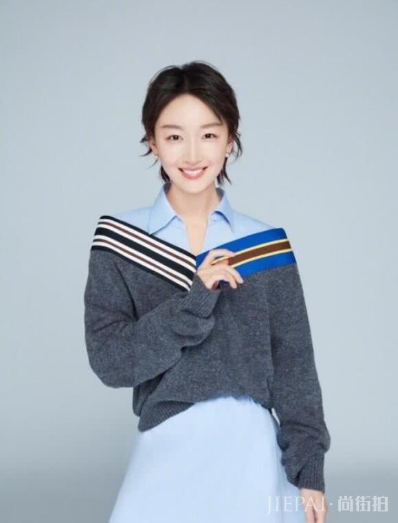 冬季毛衣可以穿这件。宋佳周冬雨接着撞,阿娇录着节目也要穿