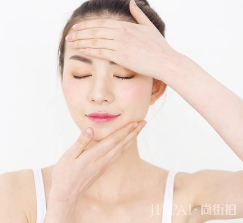 素颜霜妆前乳哪个先用 正确的化妆顺序你知道吗