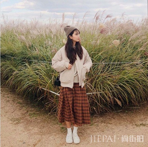 韩国时装博主示范冬季衣柜三样基础单品穿搭 可盐可甜