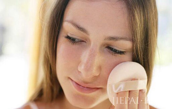 底妆发灰怎么办 完美底妆如何打造