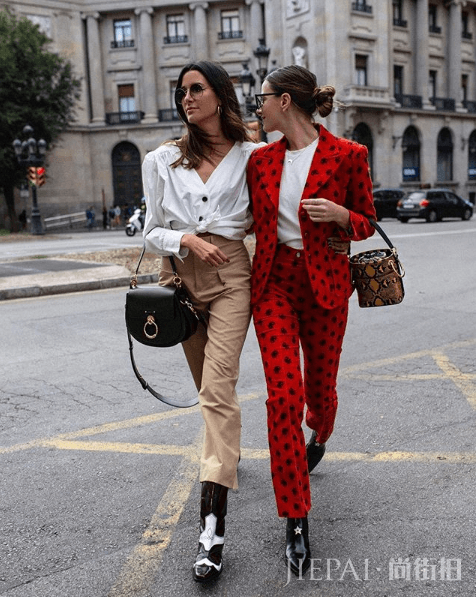 秋冬季节穿什么衣服？套装省去搭配烦恼