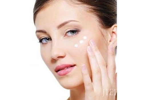 底妆起皮怎么办 小窍门教你打造完美底妆