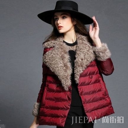 羽绒服就买下面这颜色的,保暖还显年轻!