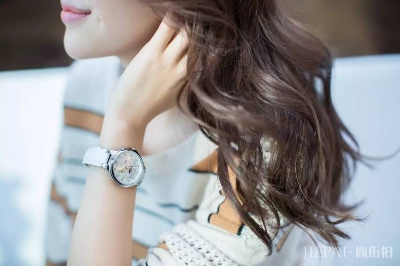 别被带偏!4种穿法让你远离时髦黑洞