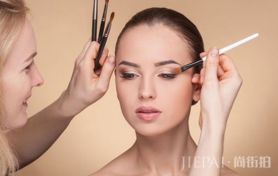 怎么让底妆干净 完美无瑕底妆这样打造