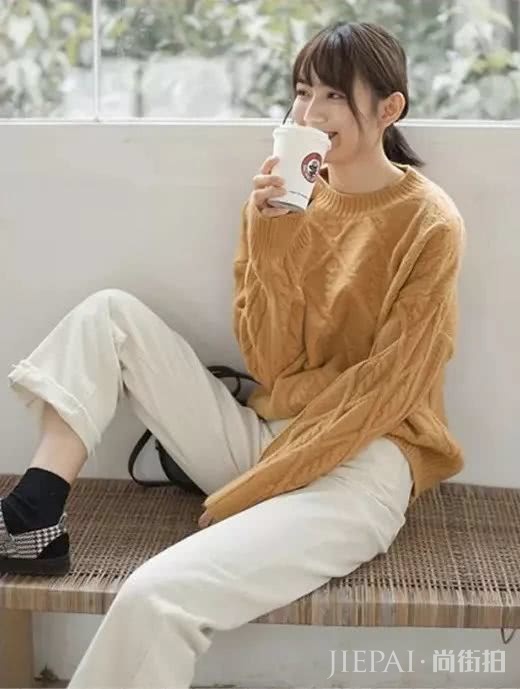 过年穿外套+奶奶裤,就赢了