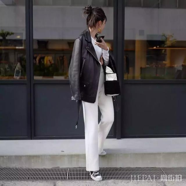 这条神裤比阔腿裤还厉害！小个子开春必备！