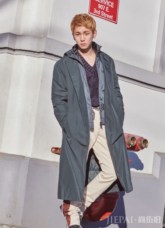 金起范酷酷的大男孩搭配!