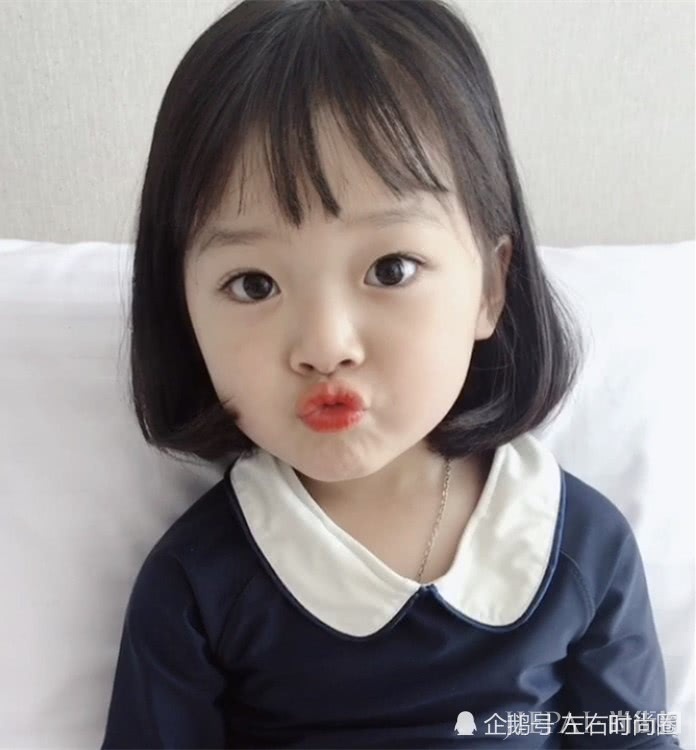 从表情包到小美女,权律二颜值开挂!长大后肯定惊艳众人