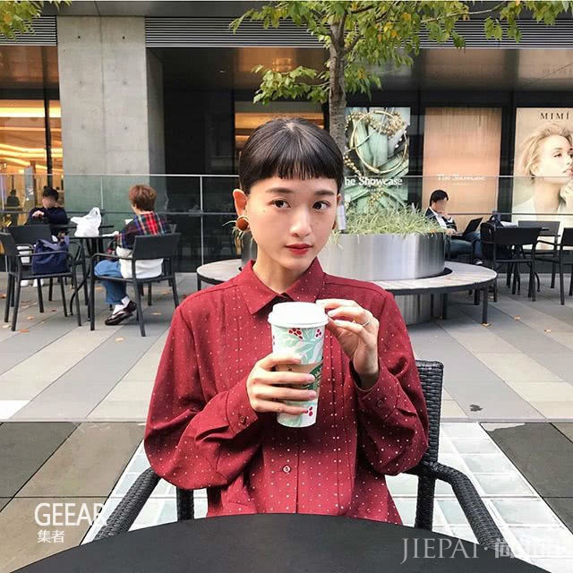 日系复古文艺风格怎么穿？看这位东京时尚博主带给你的灵感