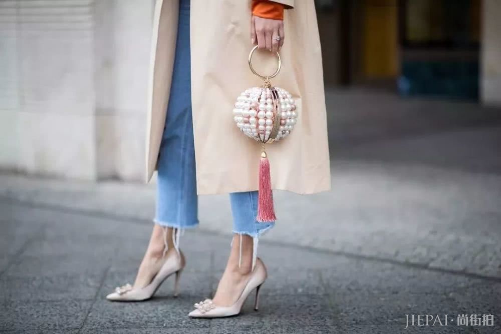 Céline前总监一到BV新款就断货？是时候进阶解锁手拿包了