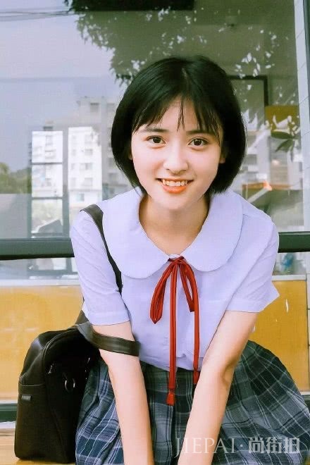 沈月不会掀开她的刘海?无刘海照片曝光,简直就是港风美少女啊