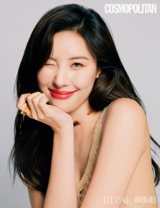 宣美登杂志拍美妆写真 红唇魅惑秀迷人曲线