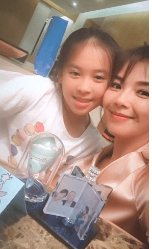 刘涛提前收母亲节礼物,直言10岁女儿的礼物感动得她想哭