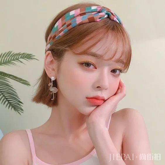 今年夏天最火的两款短发，这样剪最好看