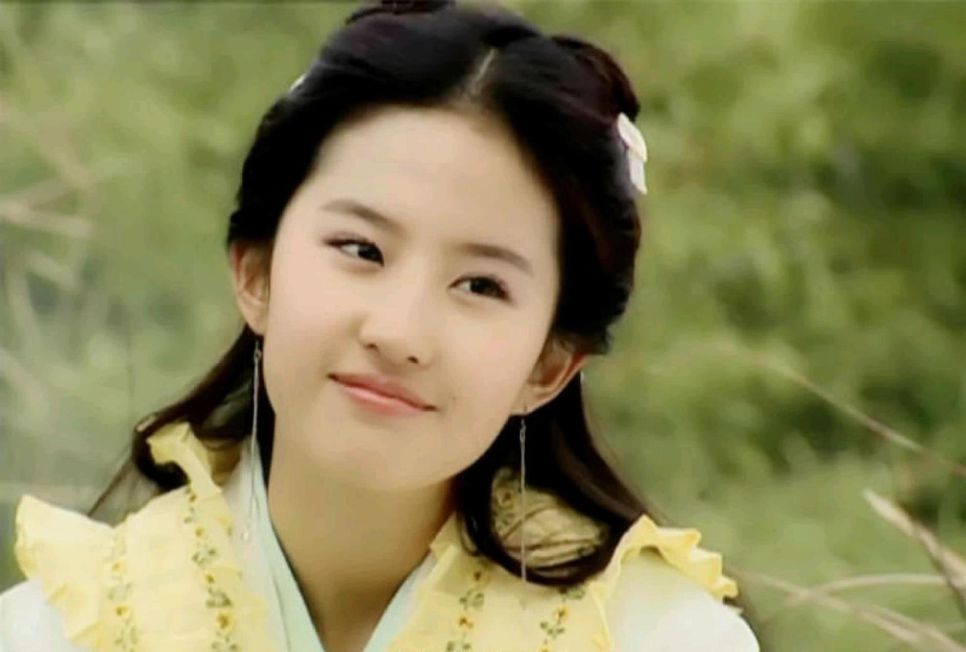 女神刘亦菲颜值下滑，这脸都给人一种胖一圈的感觉