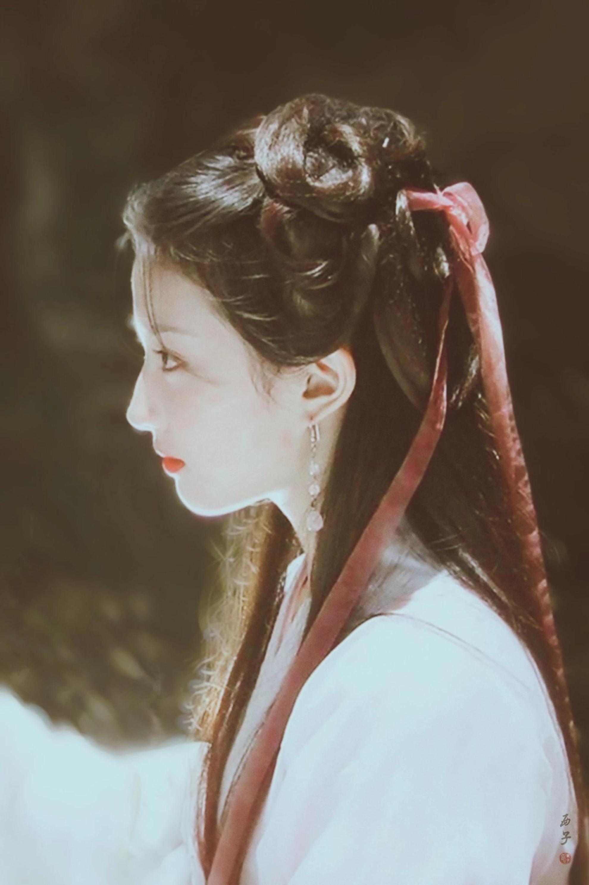 女神刘亦菲颜值下滑，这脸都给人一种胖一圈的感觉