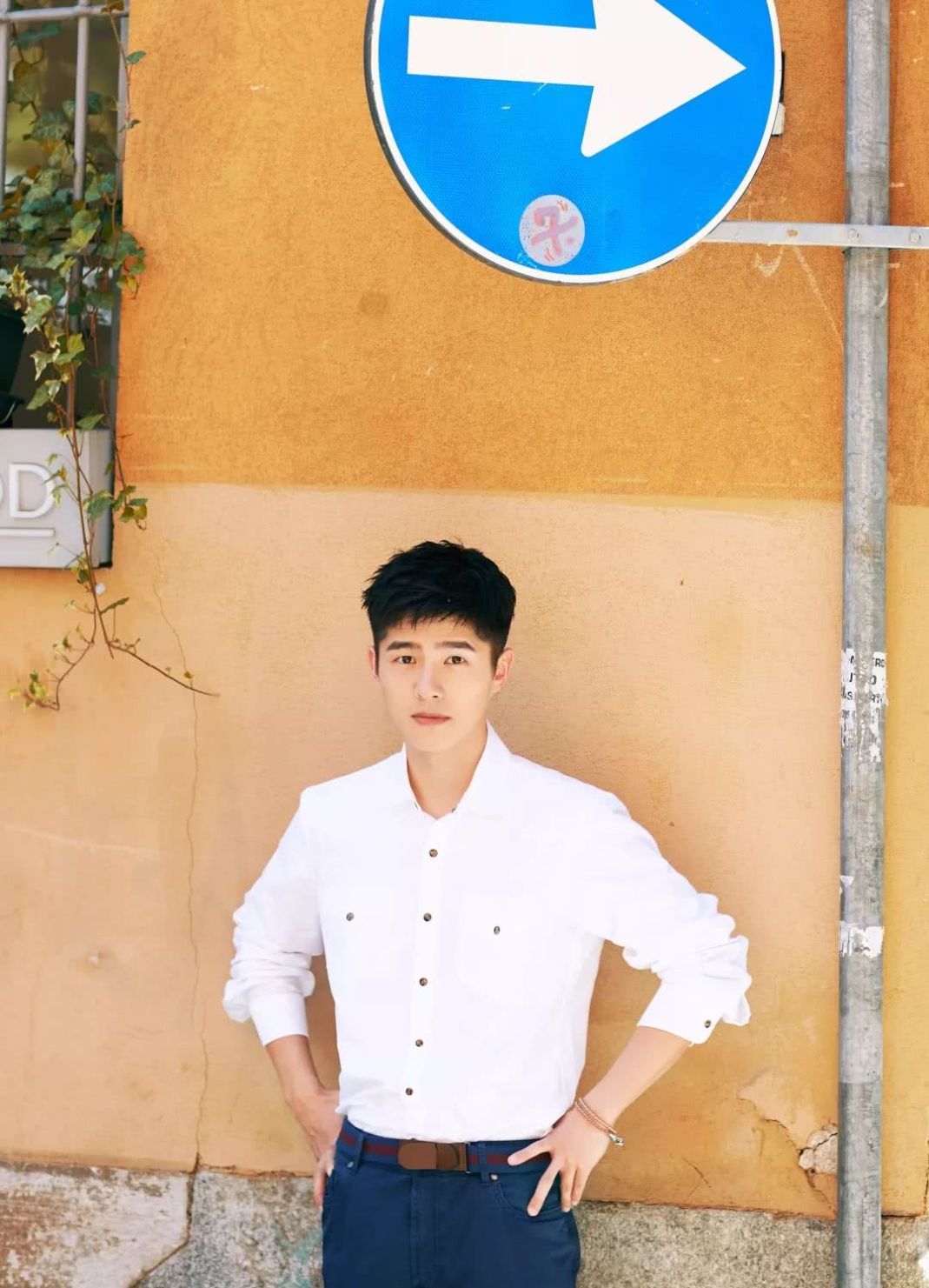 男装周上90后吴亦凡林彦俊 PK 80后彭于晏朱亚文