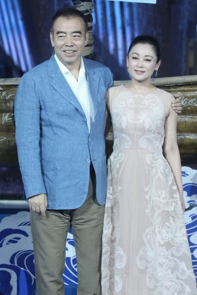 差别对待？同为陈凯歌之子，一个当明星风光无限，一个却路人不识