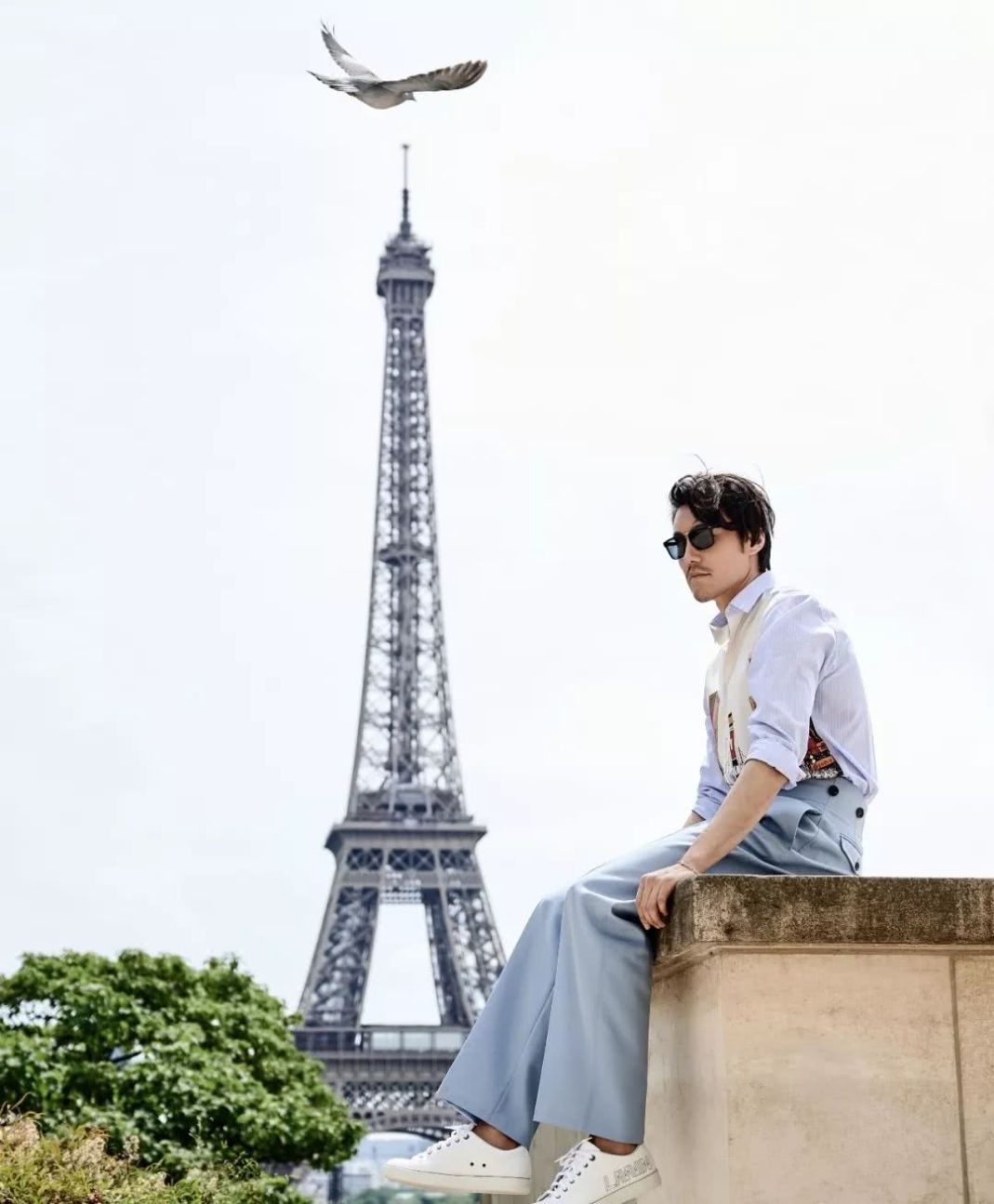 男装周上90后吴亦凡林彦俊 PK 80后彭于晏朱亚文