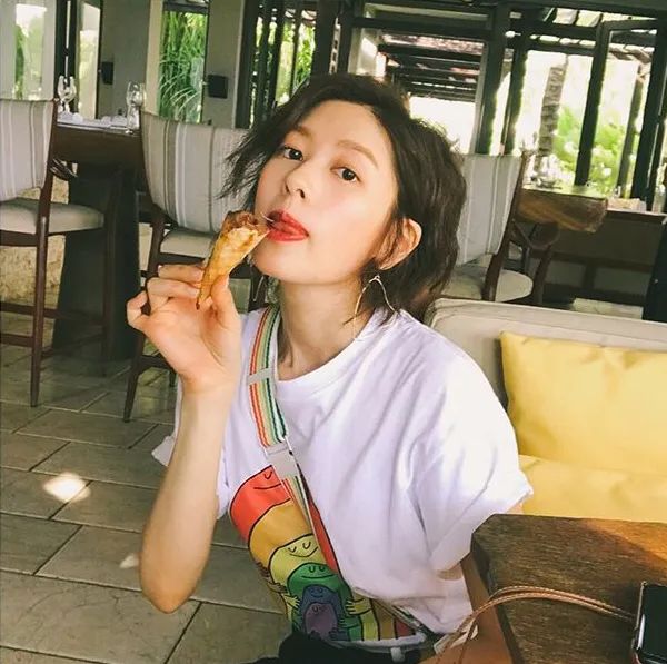 韩剧女主角式，庭沼珉的夏日气质私服穿搭！