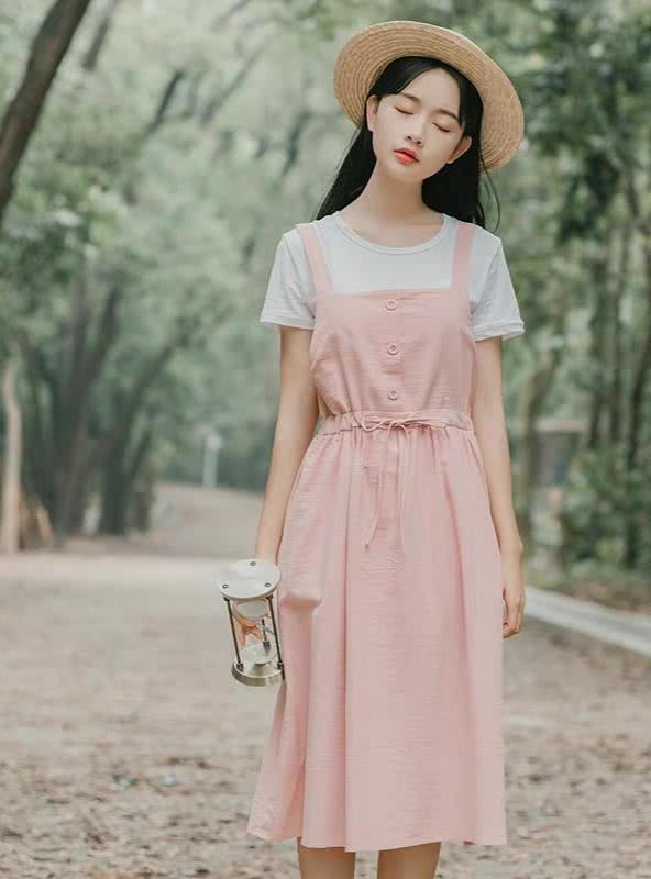 2020夏天穿这些少女感满满的甜美风搭配,元气还减龄