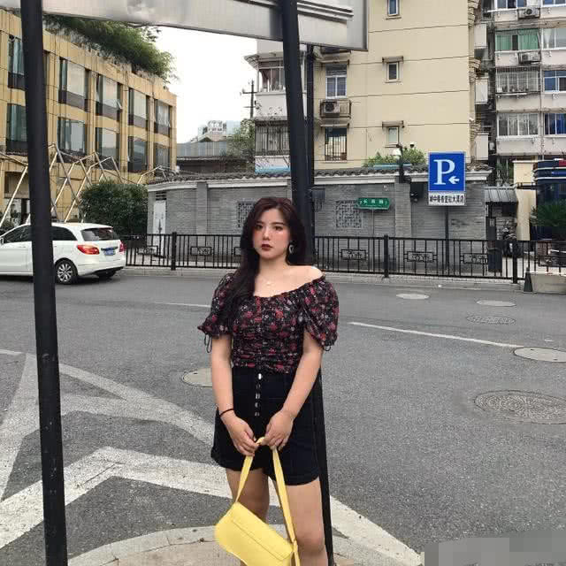 胖女孩约会也能穿得性感显瘦，教你轻松打动男神的心！