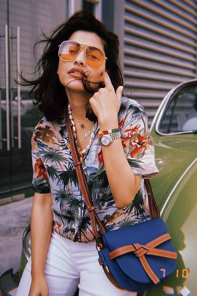 夏天试试时尚百搭的短袖衬衫，让你怎么穿都好看！