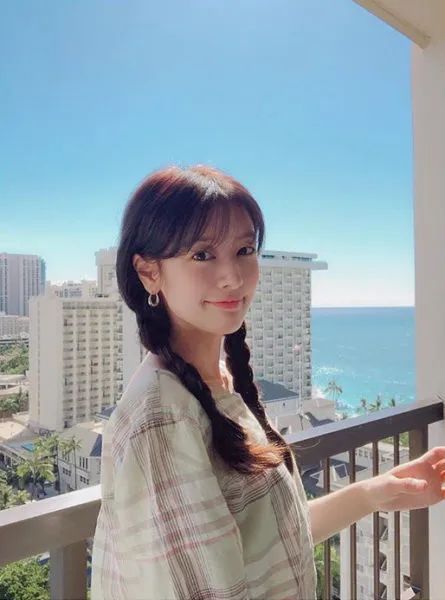 韩剧女主角式，庭沼珉的夏日气质私服穿搭！