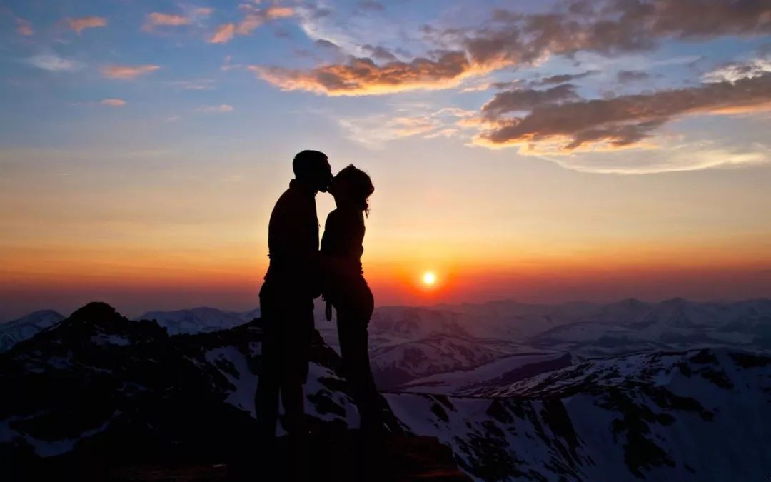 1590115176120923.jpg 爱情靠的不是一个人的主动 而是需要两个人彼此的珍惜