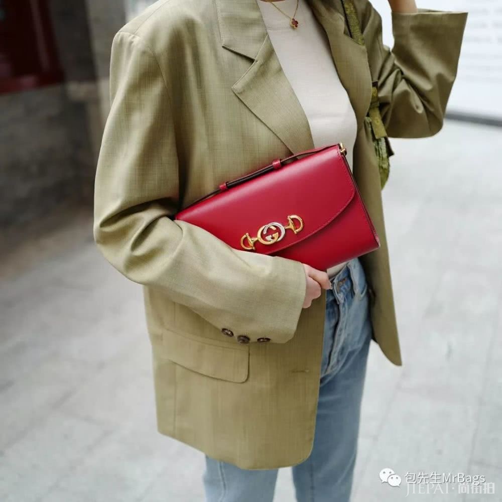 爱包包的女孩儿们,最近几个月最爱买这些包!好精彩