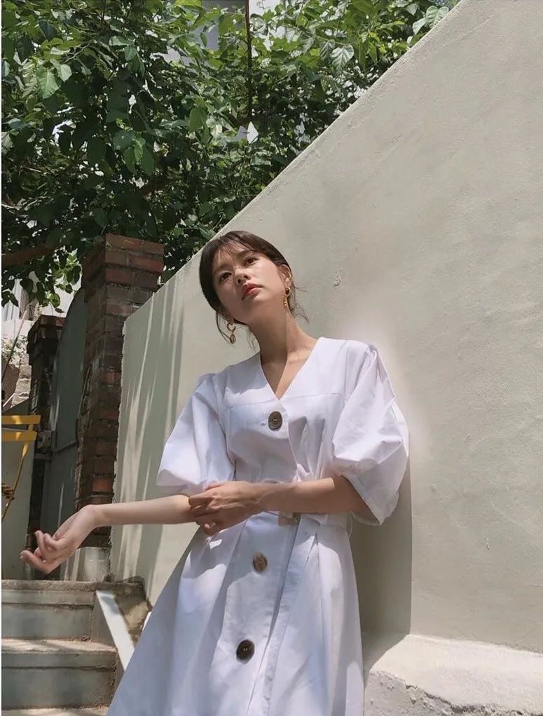 韩剧女主角式，庭沼珉的夏日气质私服穿搭！