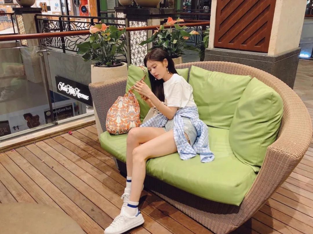 韩剧女主角式，庭沼珉的夏日气质私服穿搭！