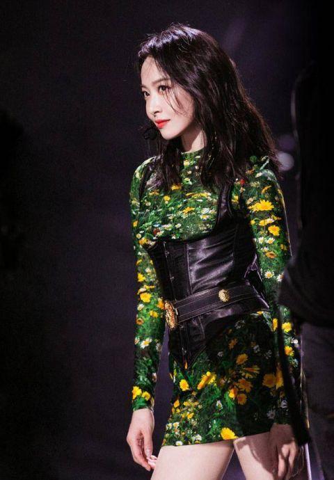 宋茜新歌舞台首秀即将上线！绿野仙踪造型效果清新飒爽