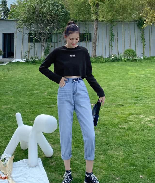 夏天穿这些简约舒适的休闲套装，让你时尚还清凉