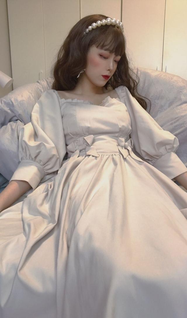 Lolita种草姬！谢安然美如画，云知笑超甜美