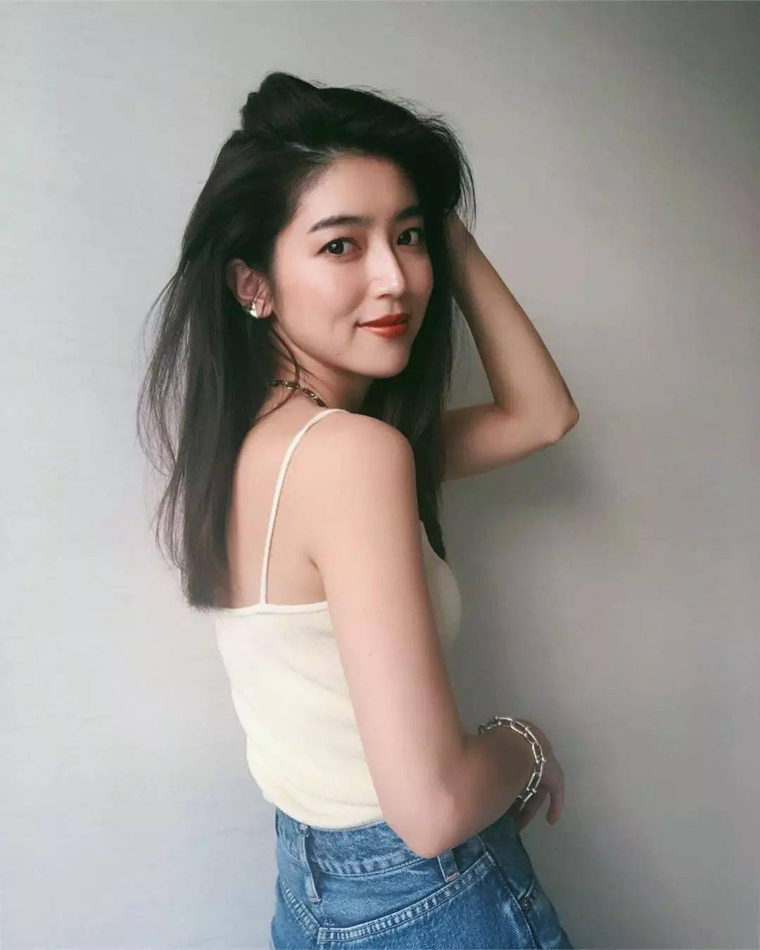 神似王祖贤,被称为最具中国年代感的日本女孩!这颜值也太好看了吧