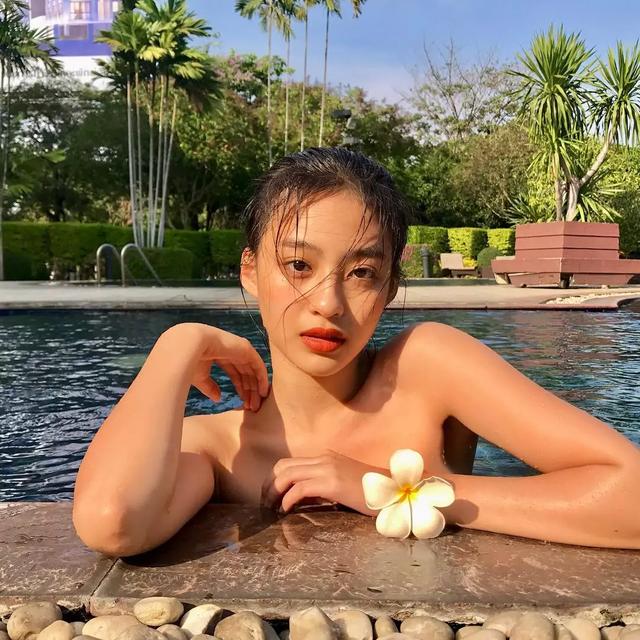 越南版广末凉子，平胸女孩也能性感和可爱！