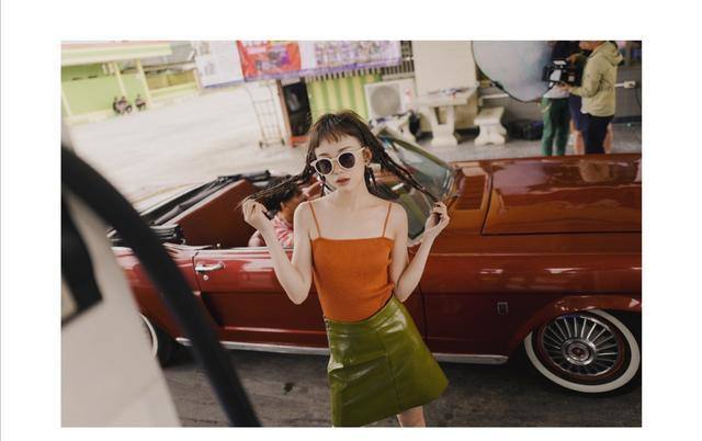 网红阿沁真的太会穿了！小个子女生学她这样穿轻松变身时尚潮人！