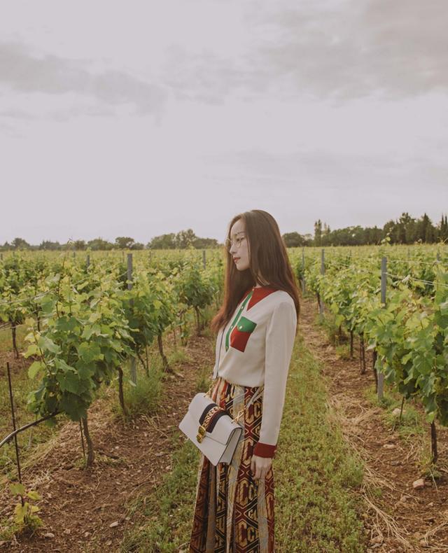 日常这样穿搭显嫩又有少女感,每天都元气满满