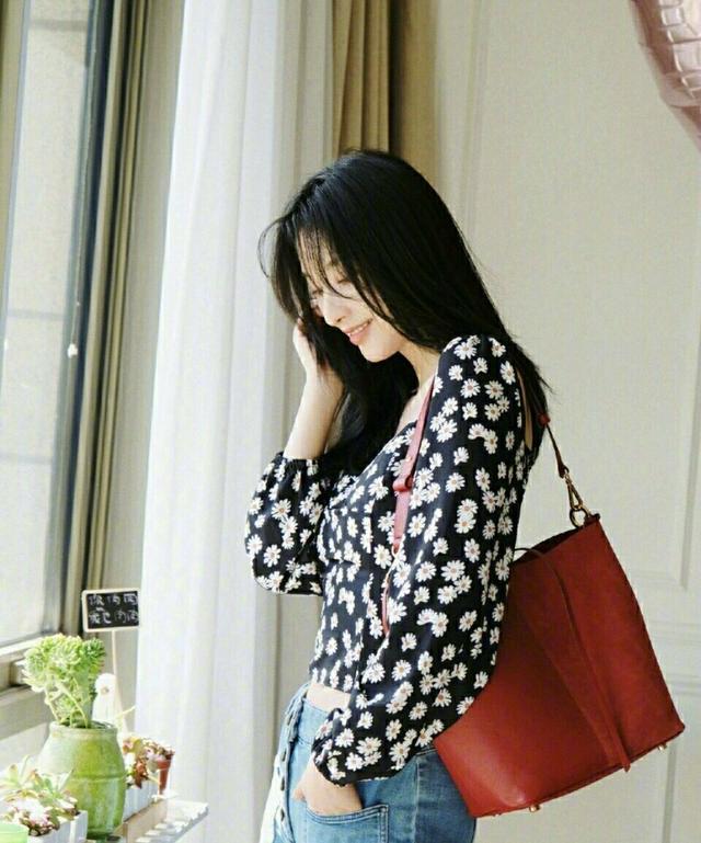 气质轻熟穿搭,穿上身也太女神了吧!简直是温柔知性大姐姐